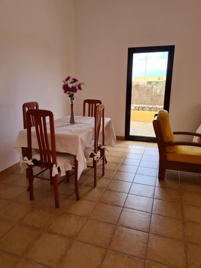 Amagante Hostel Corralejo Luaran gambar